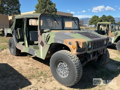 1989 AM General M998 HMMWV 4 Door Soft Top w/Truck Body