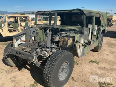 1989 AM General HMMWV 4 Door Soft Top w/Truck Body