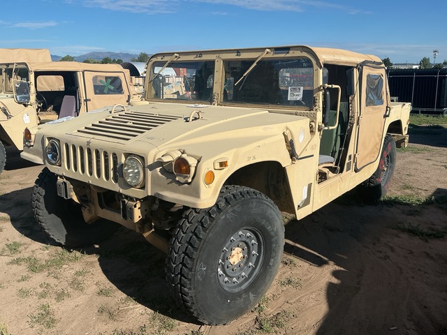 2008 AM General M1097R1 HMMWV 4 Door Soft Top w/Truck Body