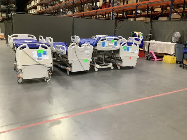 (4) Hill-Rom VersaCare Hospital Beds