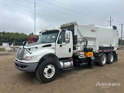 2015 International 7400 Camión recolector de residuos