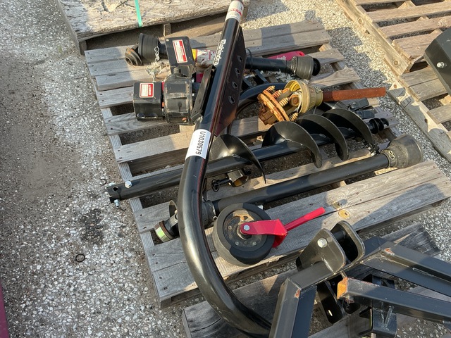Mahindra 3-Point Auger Attachment (Unused)