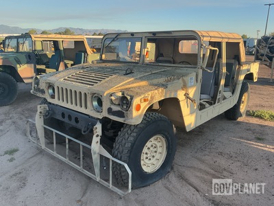 1988 AM General M998 HMMWV 4 Door Soft Top w/Truck Body