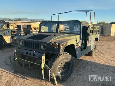 1988 AM General M998 HMMWV 2 Door Soft Top w/Truck Body