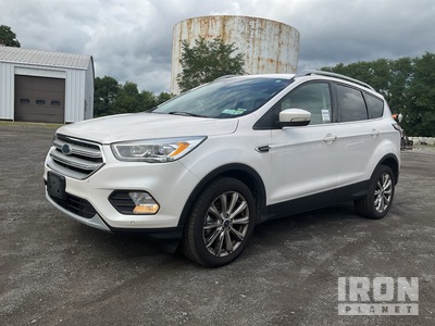 2018 Ford Escape Titanium 4WD Vehiculo todoterreno