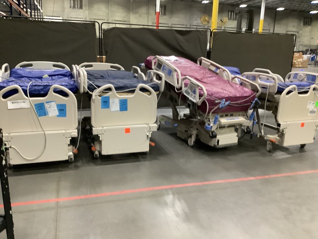 (4) Hill-Rom VersaCare Hospital Beds
