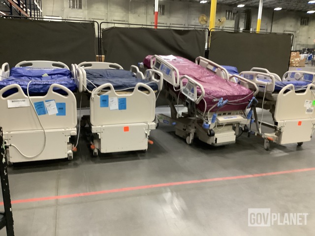 (4) Hill-Rom VersaCare Hospital Beds