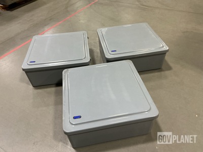 (18) Storage Cases