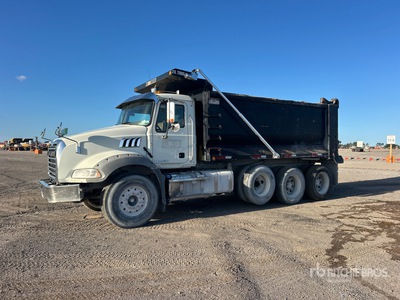 2017 Mack GU813 8x4 を見 Dump Truck