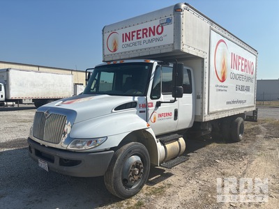 2012 International 4300 4x2 Extended cab Camion fourgon