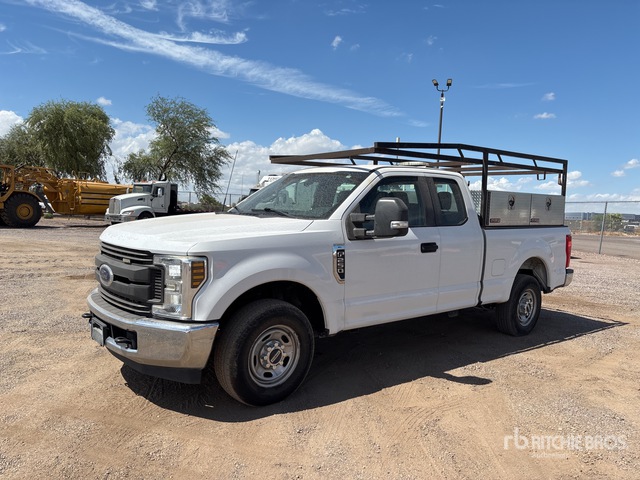 2019 Ford F-250 XL 4x2 Extended Cab Pickup