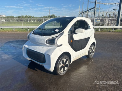 2022 XEV Yoyo Electric electric mini car, 2-seater Automobile