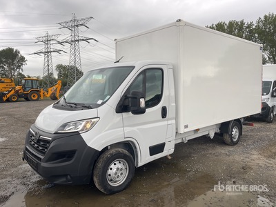 2024 Opel Movano 2.2 103 KW KO/LBW L4 - Box body with tail lift L4 Cargo Van (Inoperable)