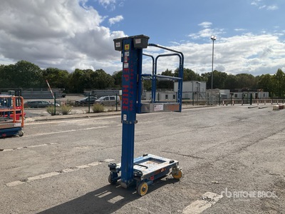 2014 Power Tower Nano Plateforme élévatrice à mât vertical