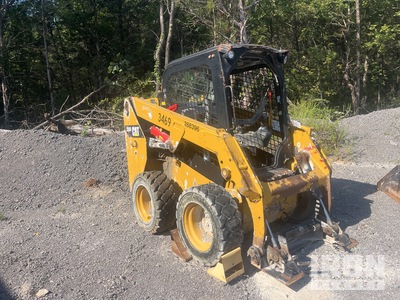 2018 Cat 226D Schranklader