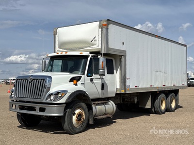 2008 International WorkStar 7500 Extended Cab 6x4 Furgonetka