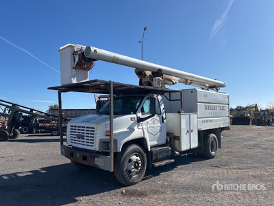 Altec LRV56 56 ft on 2003 GMC C7000 4x2 Forestry Chipper Body Bucket Truck