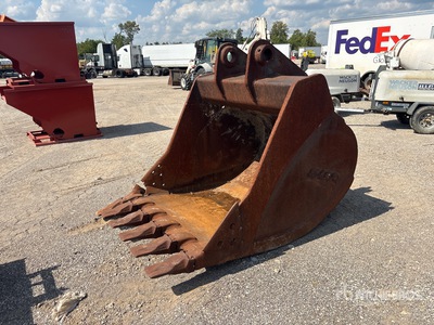 Esco 60 in 3.24 cyd Excavator Bucket - Fits Komatsu PC400-3/6
