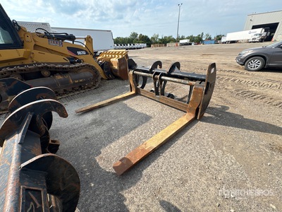 Cat 96 in 1760 lb Fork Attachment - Fits Cat 963D/K