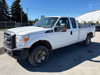 2011 Ford F-250 Lariat 4x4 Extended Cab ピックアップ