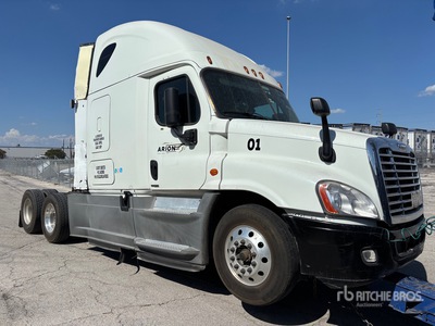 2018 Freightliner Cascadia 125 T/A Sleeper Truck Tractor