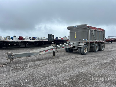 2015 Cobra 17 ft Tri/A Pup Dump Trailer
