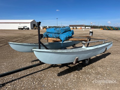 Hobie Cat 16 ft زورق شراعي