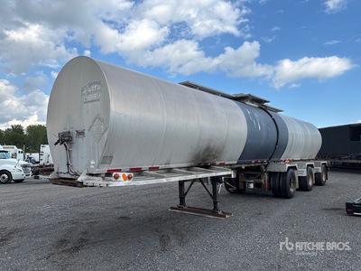 1990 Remtec HM 3391 ALA 39500 L Tri/A Spread Axle Tanker Trailer