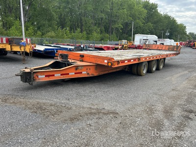 1999 Trail King TK50RB 30 ft Tri/A Przyczepa z pokładem uchylnym