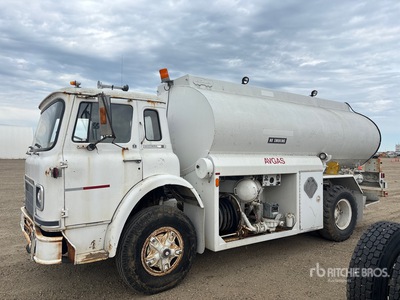 International Cargostar 4x2 Tanker Truck (Inoperable)