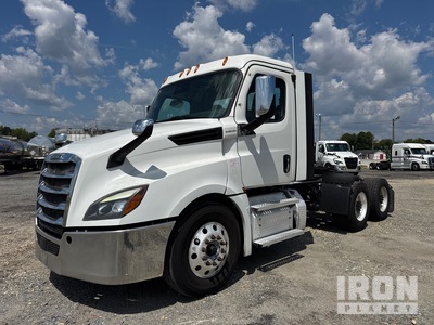 2023 Freightliner Cascadia 126 6x4 T/A Day Cab Truck Tractor