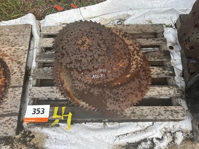 Quantity of (6) Saw blades