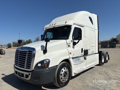 2019 Freightliner Cascadia 125 6x4 T/A Sleeper Truck Tractor