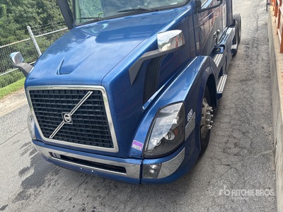 2017 Volvo VNL670 T/A Slaapcabine Trekker