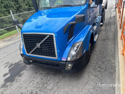 2017 Volvo VNL670 T/A Slaapcabine Trekker