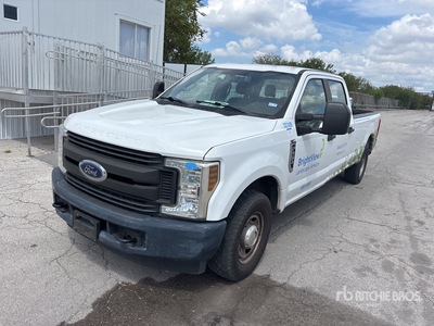 2018 Ford F-250 4x2 Crew Cab Pickup