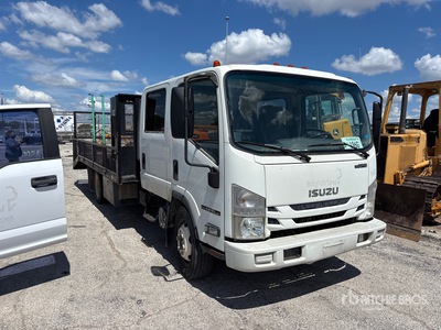 2016 Isuzu NPR Camion à Plateau