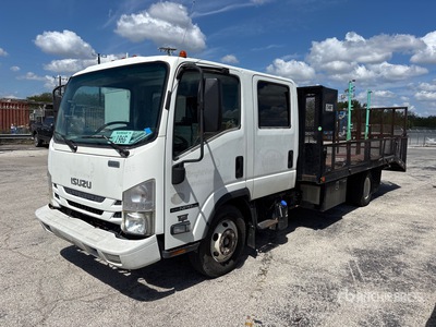 2016 Isuzu NPR Camionnette pour travaux paysagers