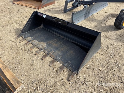 2023 TL 78 in Skid Steer Bucket