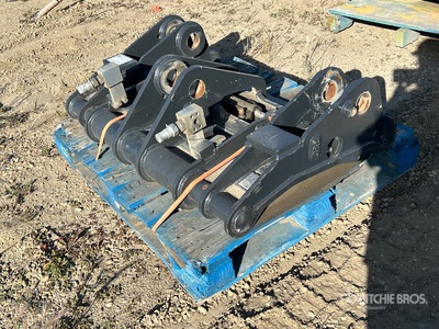 2023 Komatsu WA200-8 45.5 in Acopladora rápida - Fits Komatsu