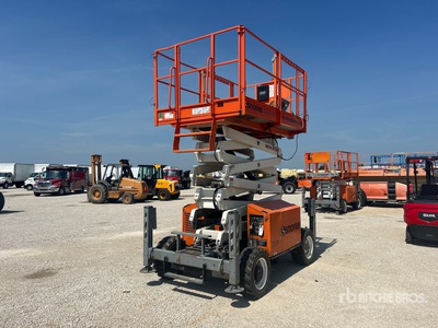 2017 Snorkel S3370RT 4x4 Diesel Elevador de tijera