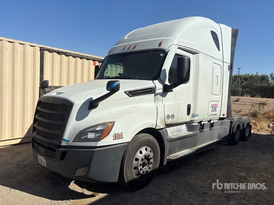 2020 Freightliner Cascadia 126 6x4 تراكتور شاحنة كابينة النوم (ثنائية المحور)