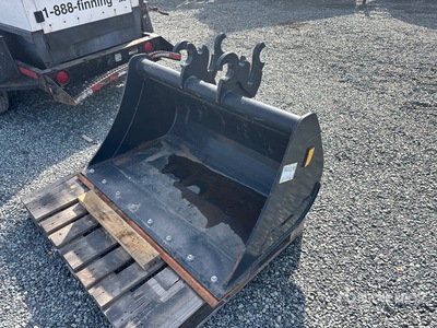 2022 COT 48 in Cleanup Excavator Bucket