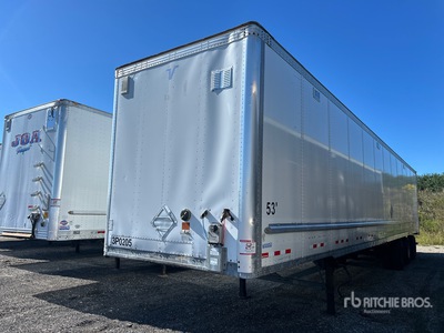 2014 Vanguard 53 ft x 102 in Tri/A مقطورة فان