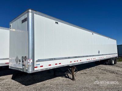 2013 Vanguard 53 ft x 102 in T/A مقطورة فان
