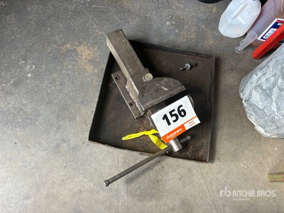 Bench Vise
