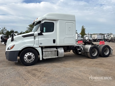 2020 Freightliner Cascadia 126 6x4 Tracteur Routier Couchette
