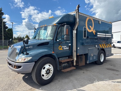 2011 International 4300 SBA 4x2 Utility Truck