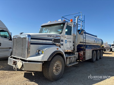 2012 Freightliner Coronado 122 8x6 Camion à eau (Inoperable)