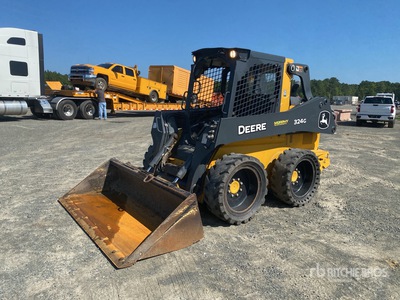 2020 John Deere 324G Schranklader
